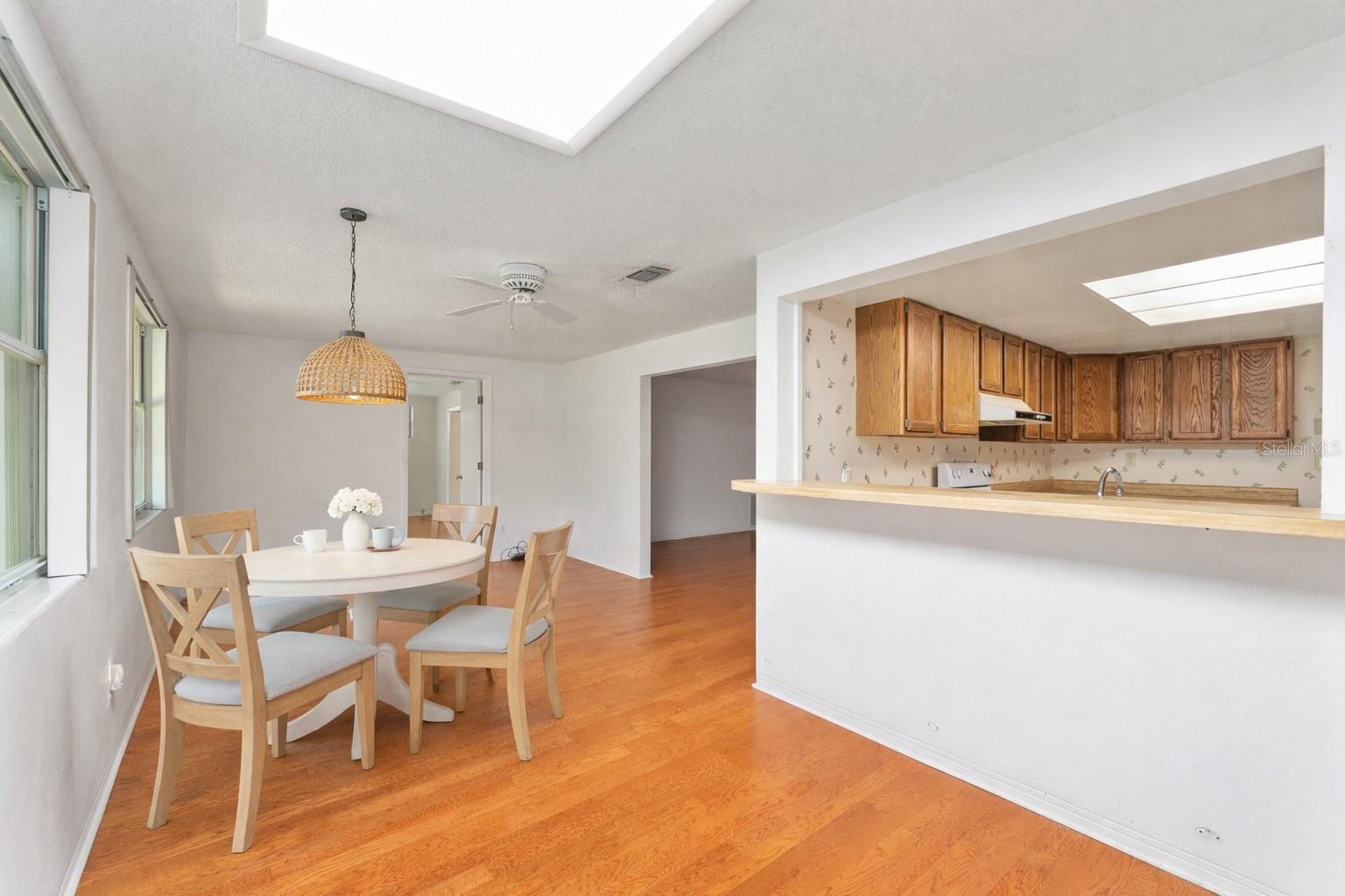 Image 19 of 65 For 560 Country Club Drive