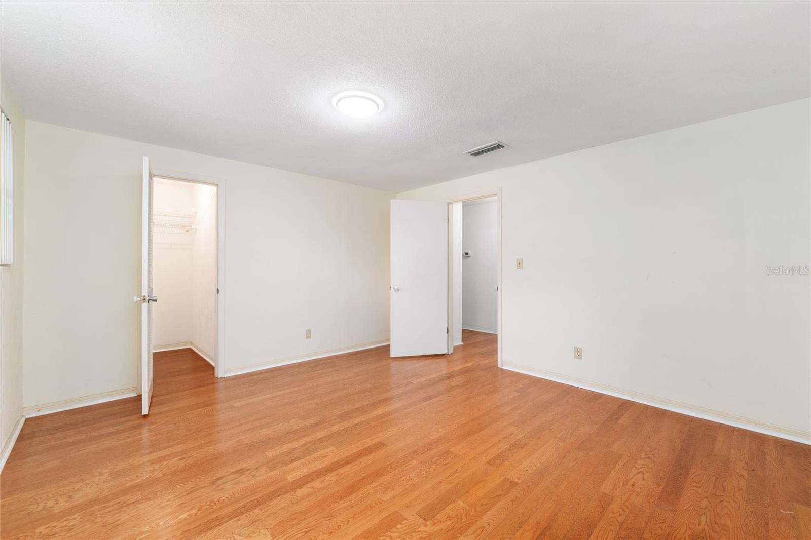 Image 40 of 65 For 560 Country Club Drive