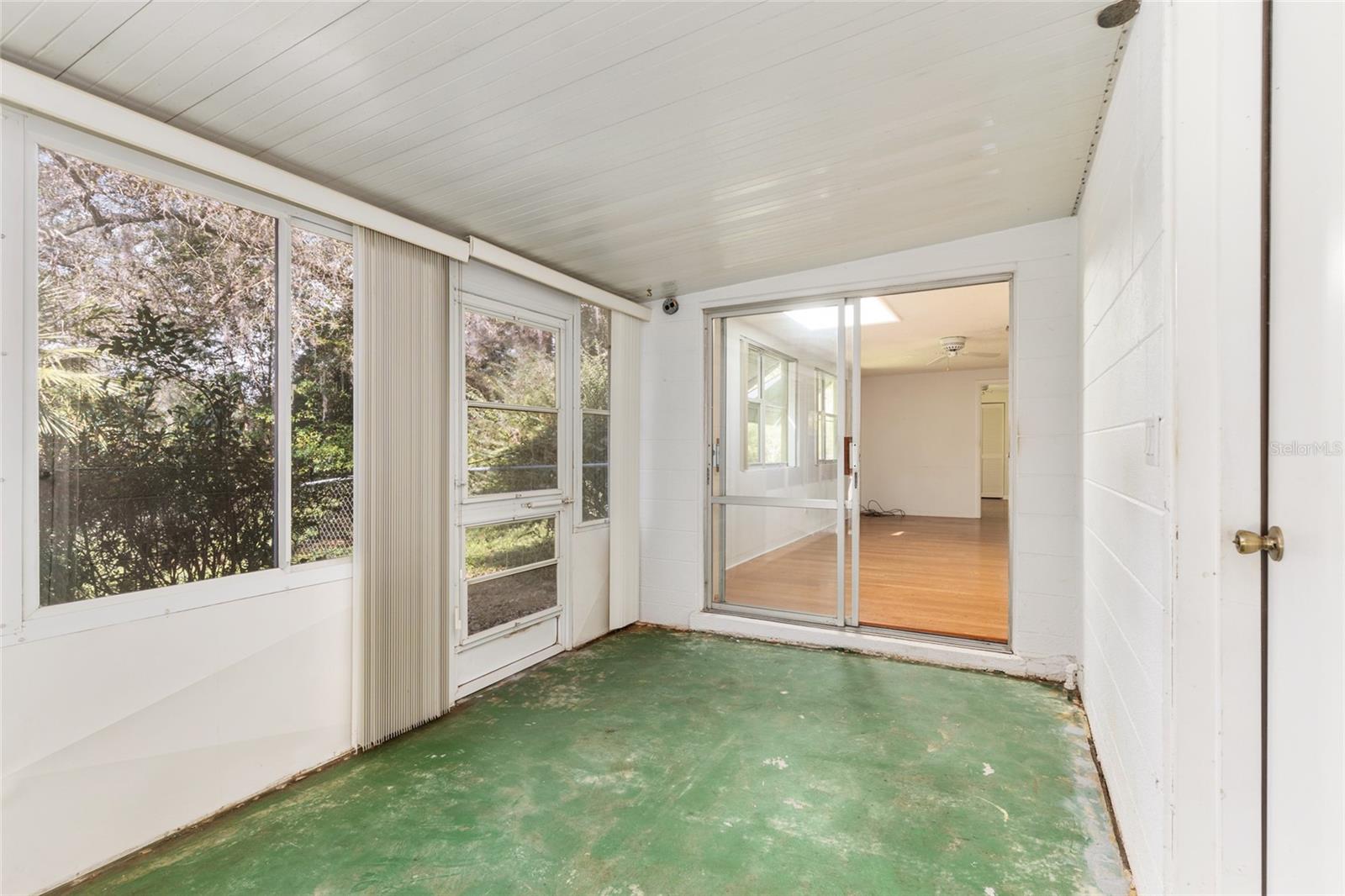 Image 48 of 65 For 560 Country Club Drive