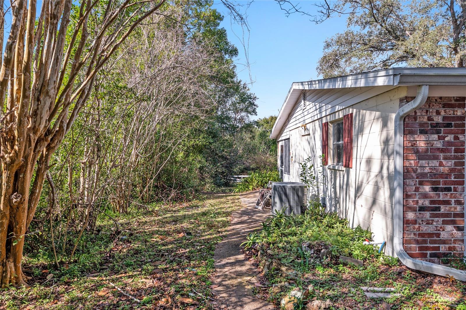 Image 53 of 65 For 560 Country Club Drive