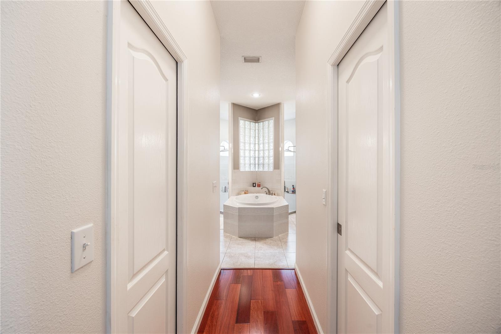 Image 38 of 77 For 163 Amber Court