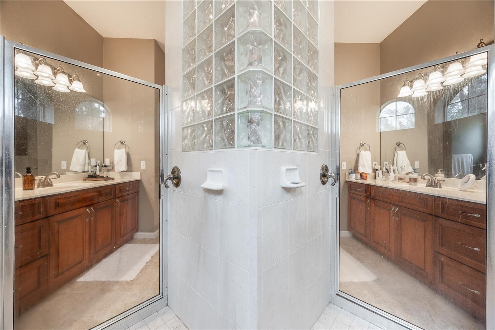 Image 43 of 77 For 163 Amber Court