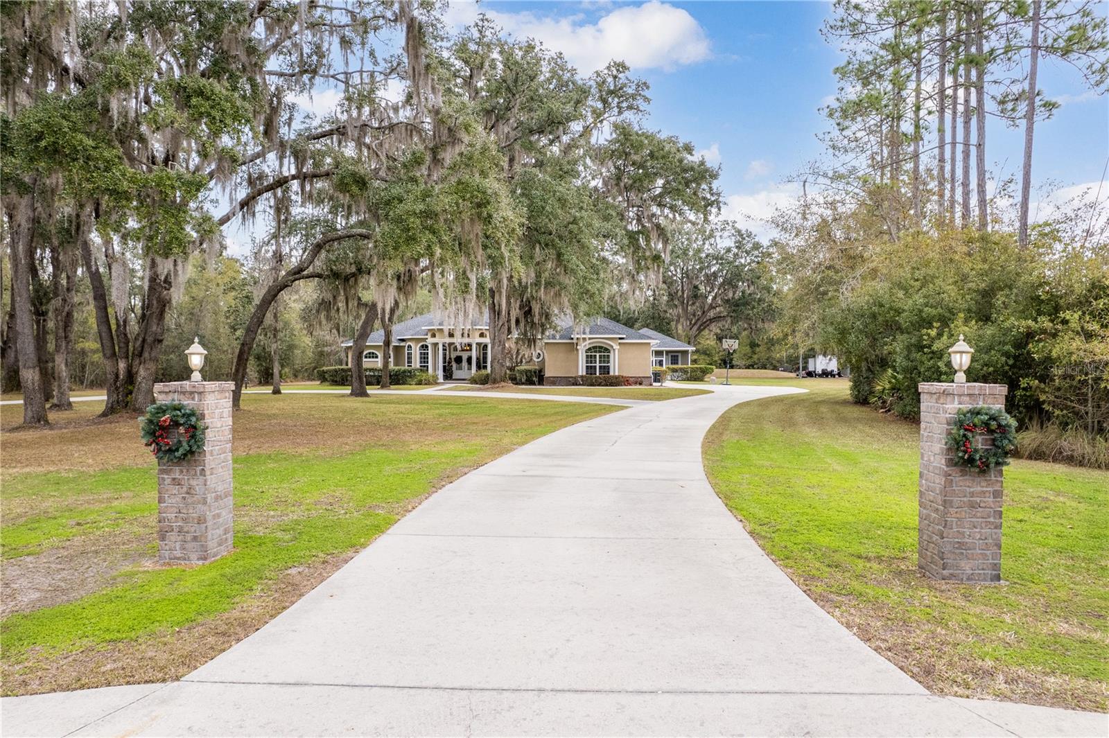 Image 7 of 77 For 163 Amber Court