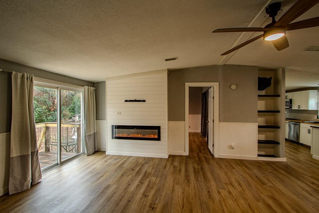 Image 10 of 19 For 448 Central Terrace