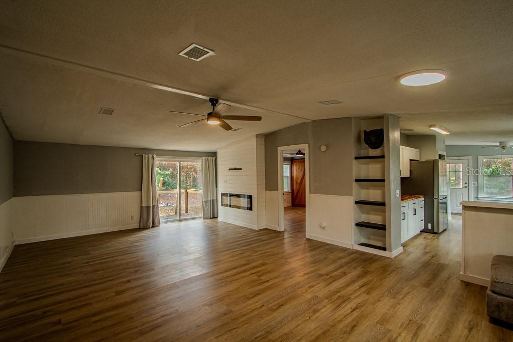 Image 11 of 19 For 448 Central Terrace