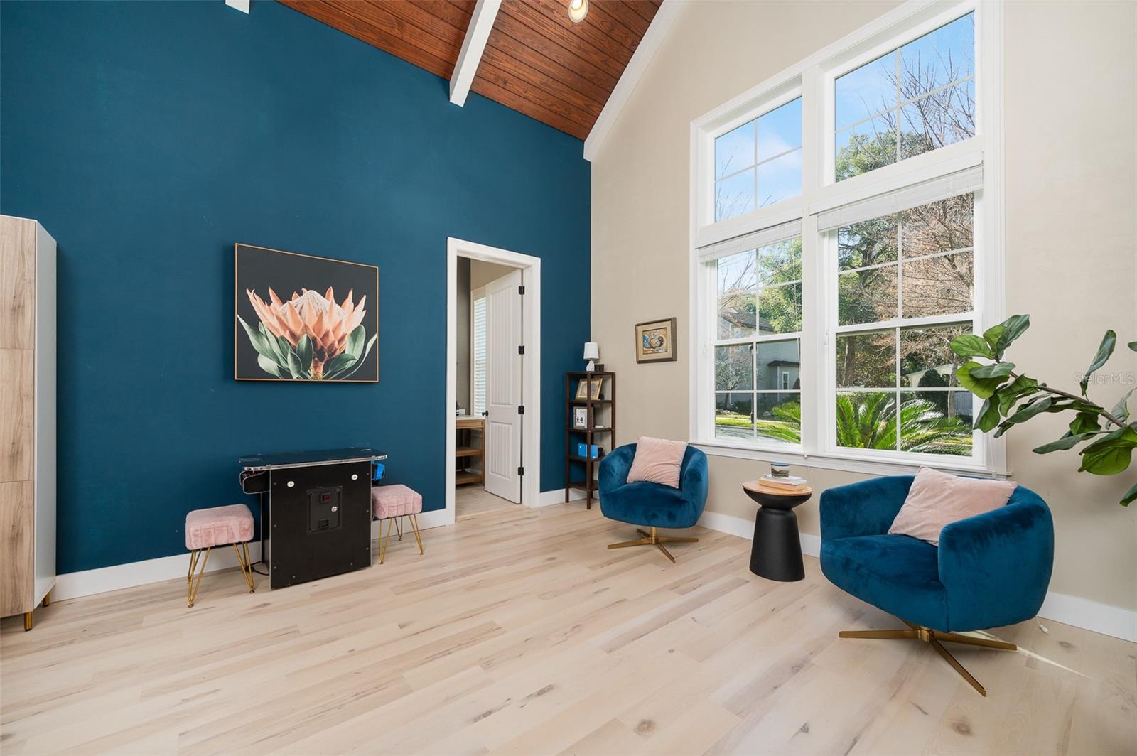 Image 20 of 47 For 691 136th Street