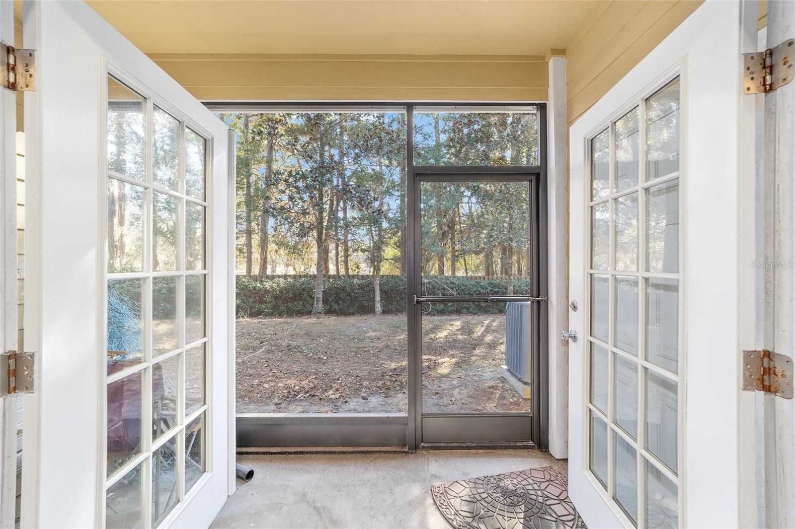 Image 19 of 32 For 2915 35th Place 102