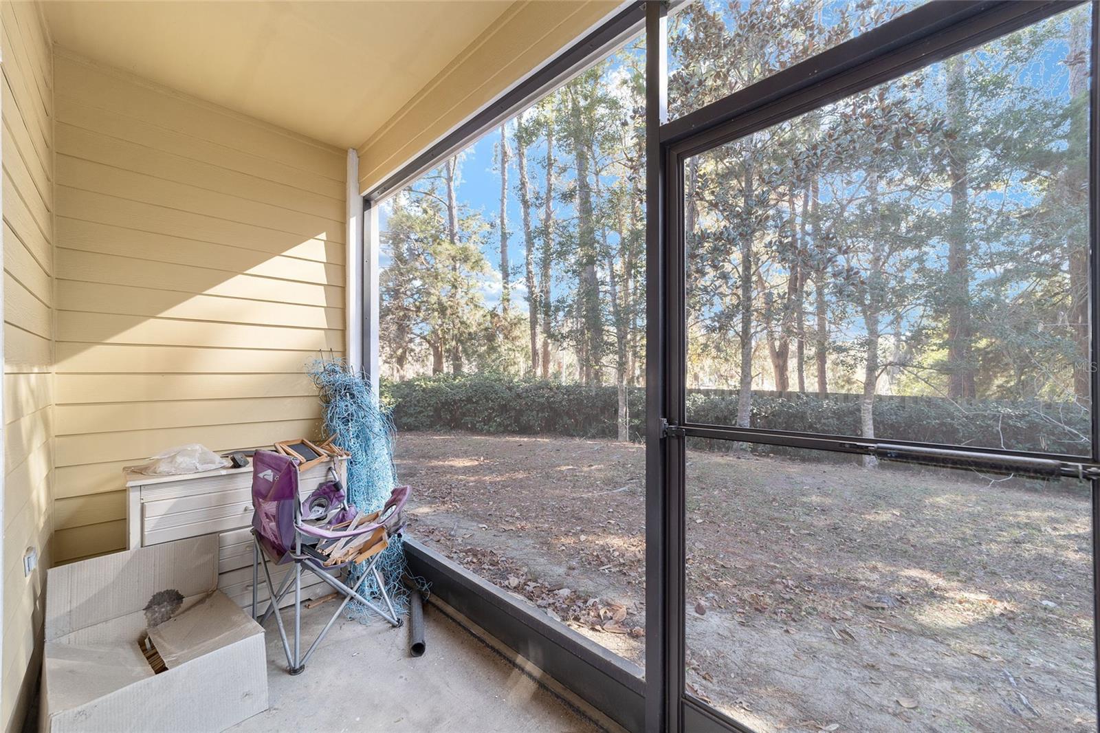 Image 20 of 32 For 2915 35th Place 102