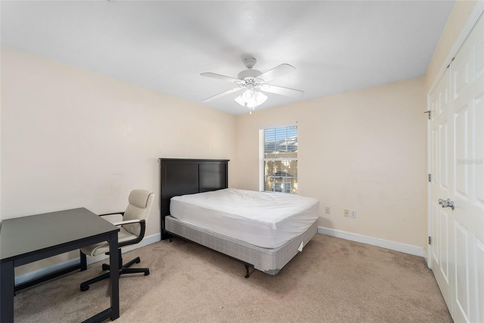 Image 27 of 32 For 2915 35th Place 102