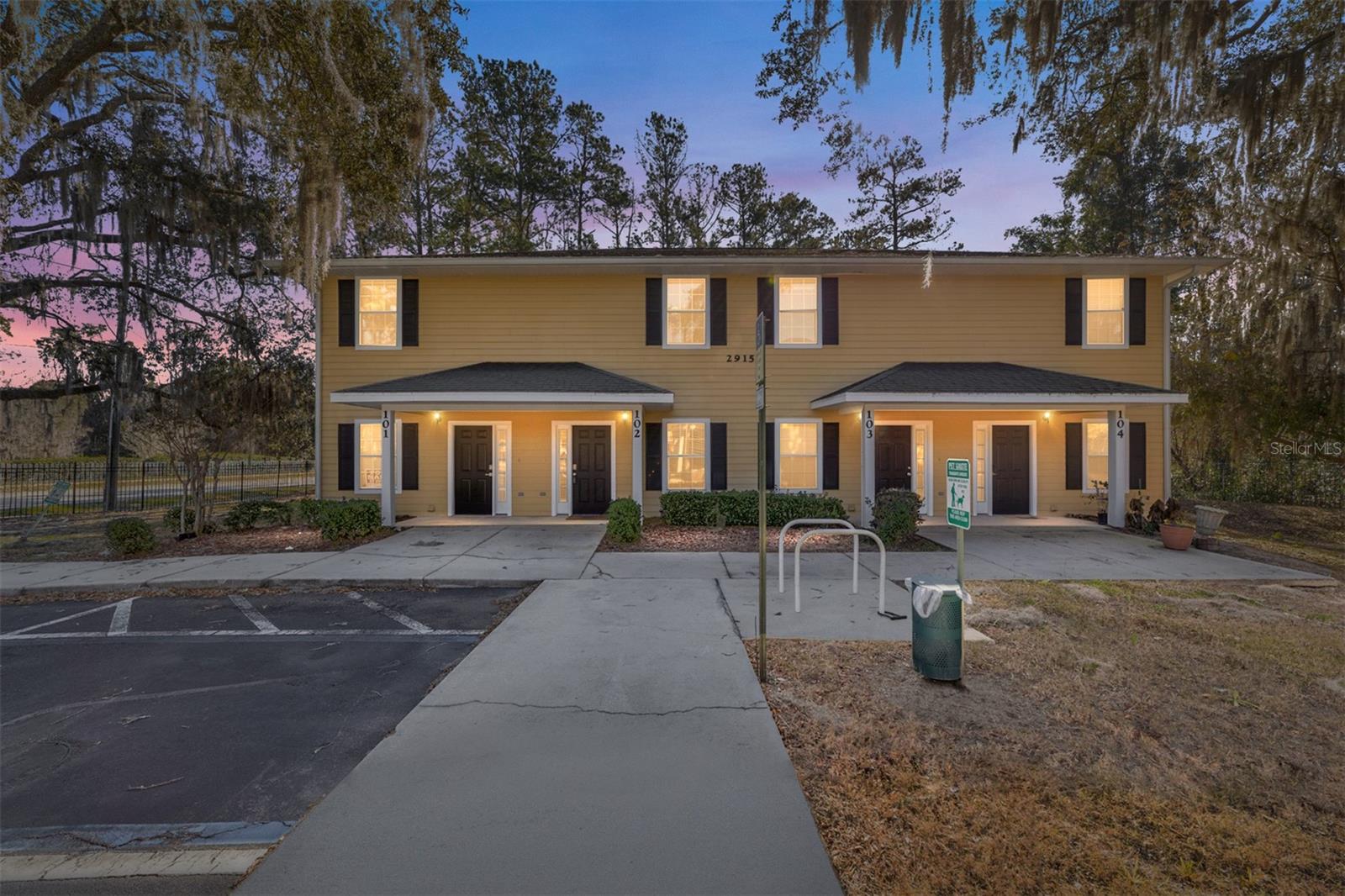 Image 30 of 32 For 2915 35th Place 102