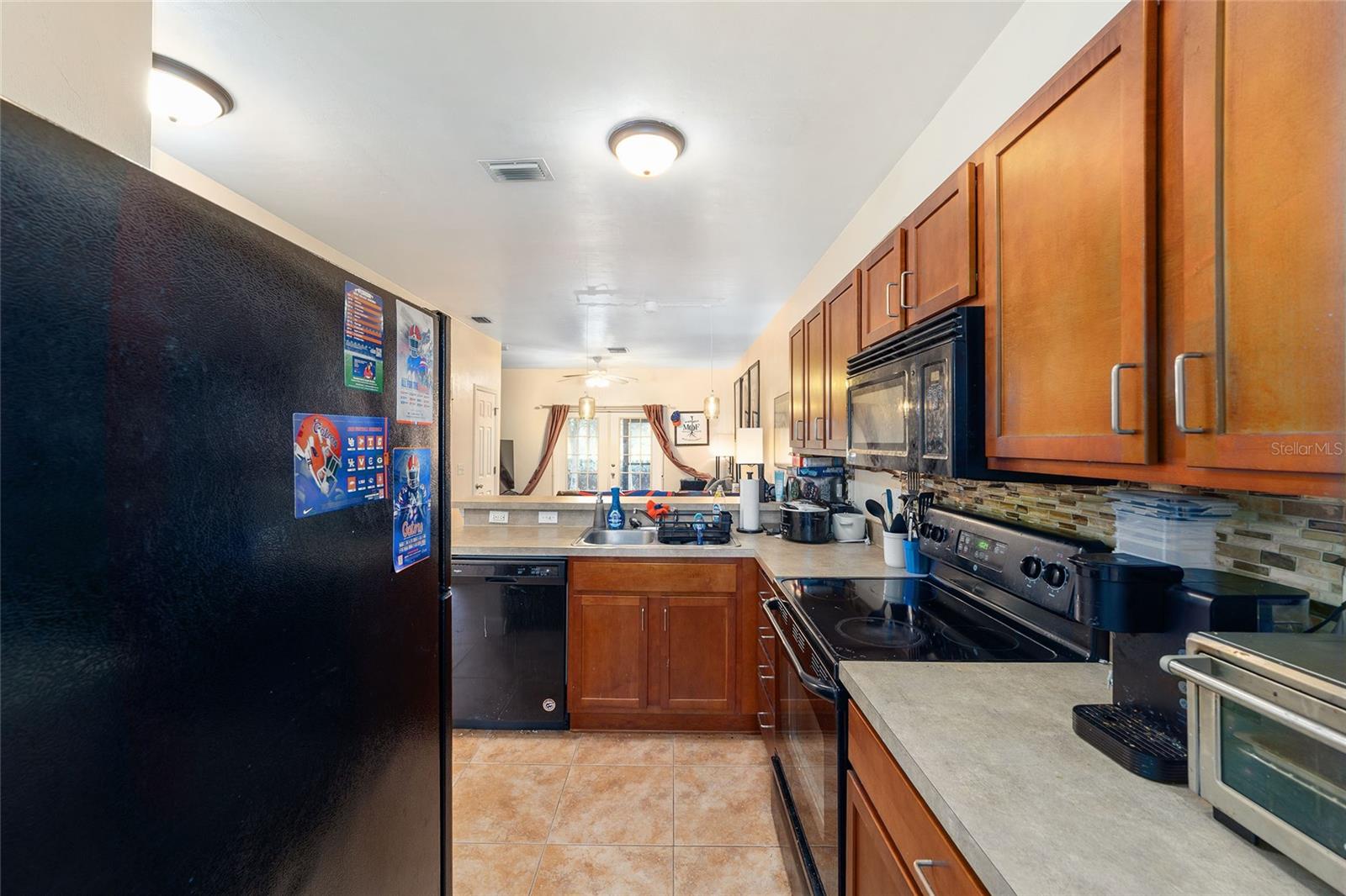 Image 7 of 32 For 2915 35th Place 102