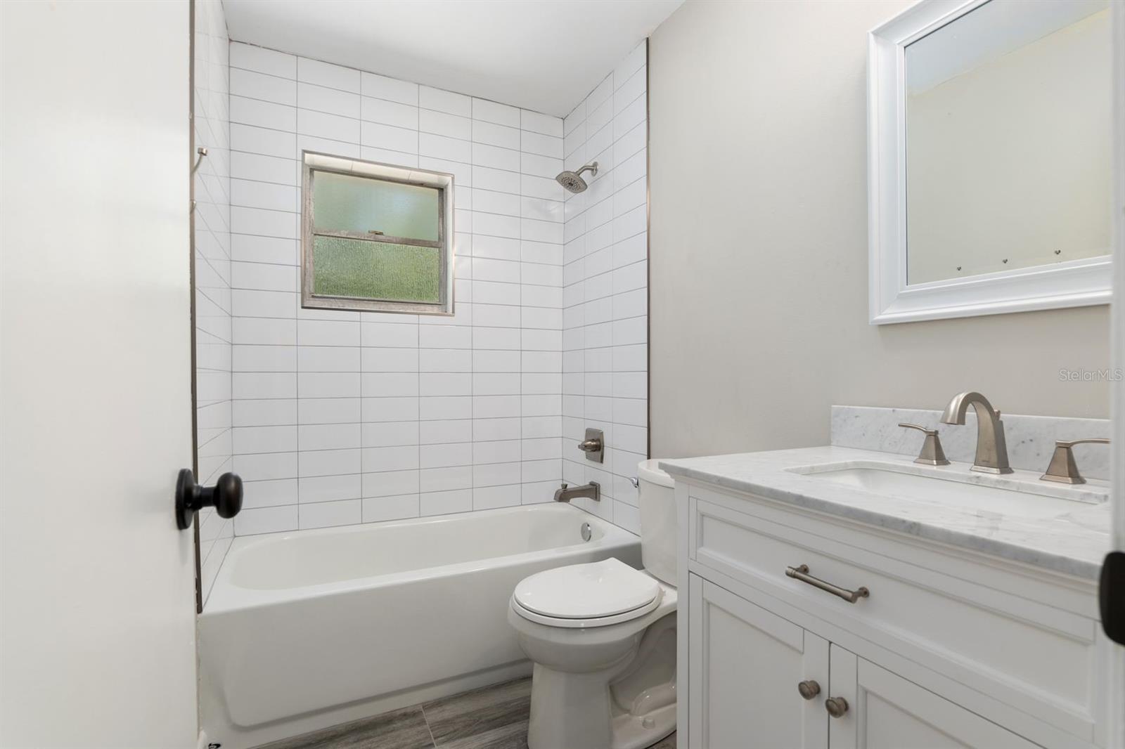 Image 8 of 11 For 605 9th Circle