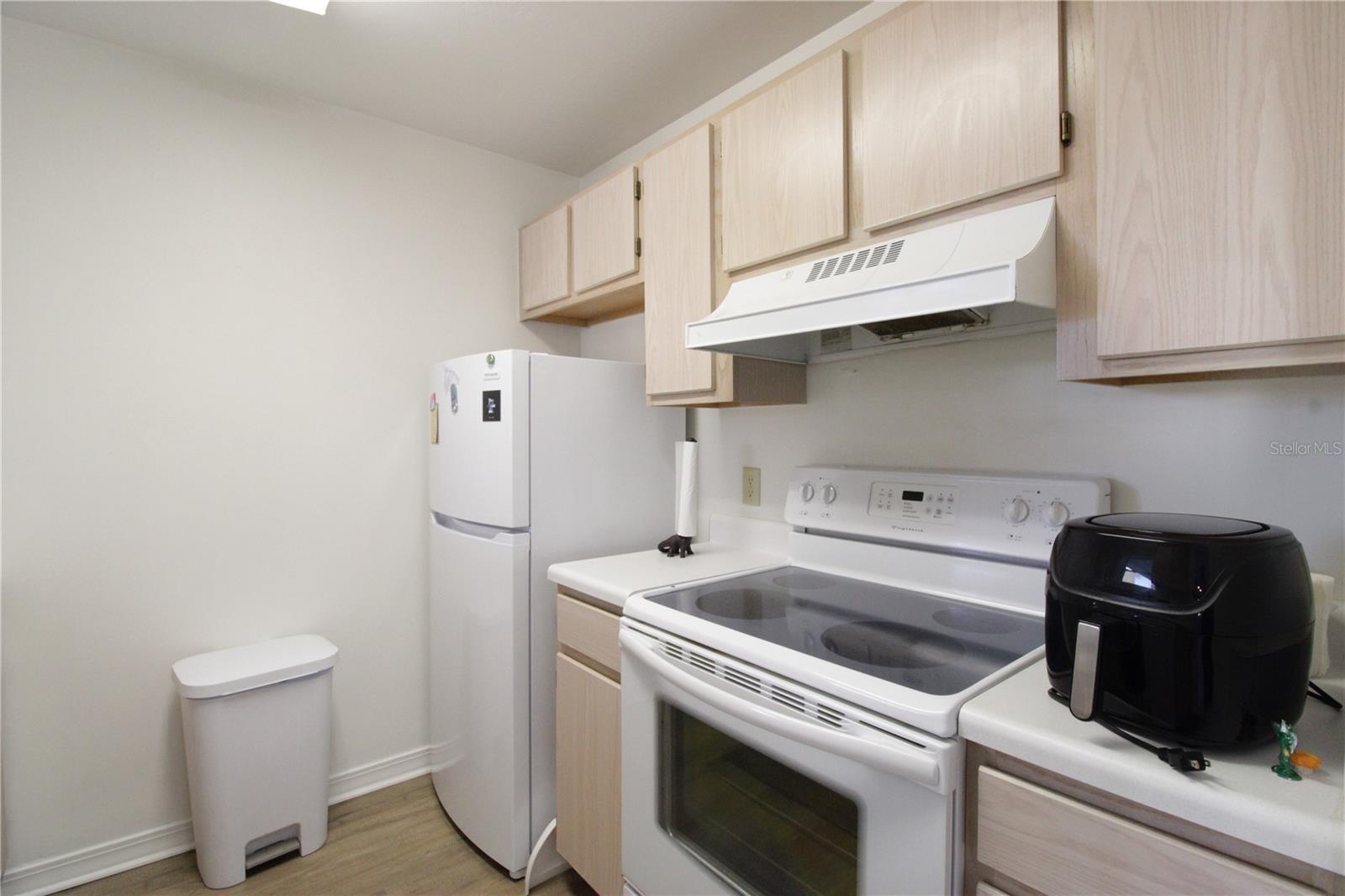 Image 12 of 20 For 2360 Archer Road 212