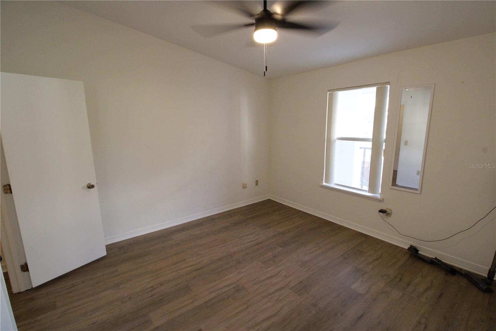 Image 15 of 20 For 2360 Archer Road 212