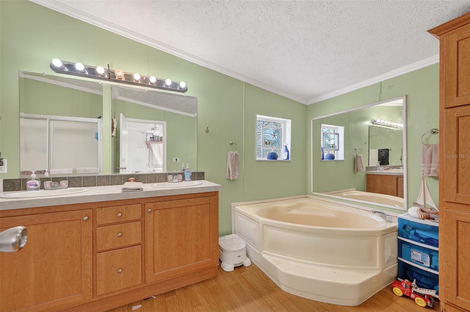 Image 13 of 46 For 27017 182nd Avenue