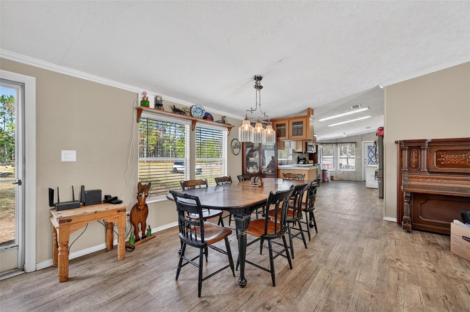 Image 9 of 46 For 27017 182nd Avenue