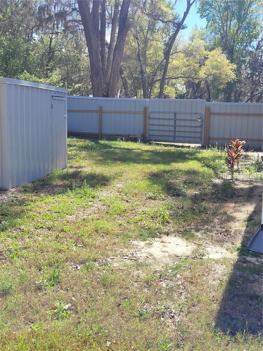 Image 15 of 76 For 21920 111th Avenue