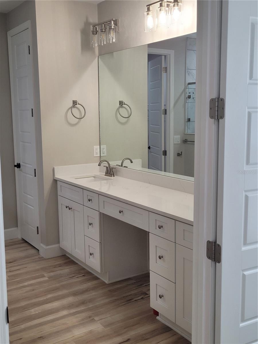 Image 34 of 76 For 21920 111th Avenue