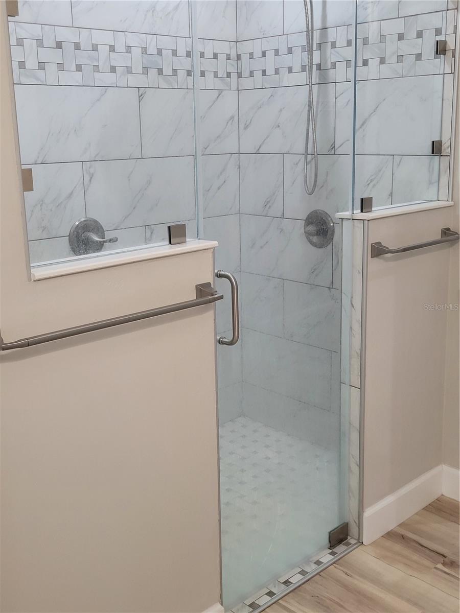 Image 36 of 76 For 21920 111th Avenue