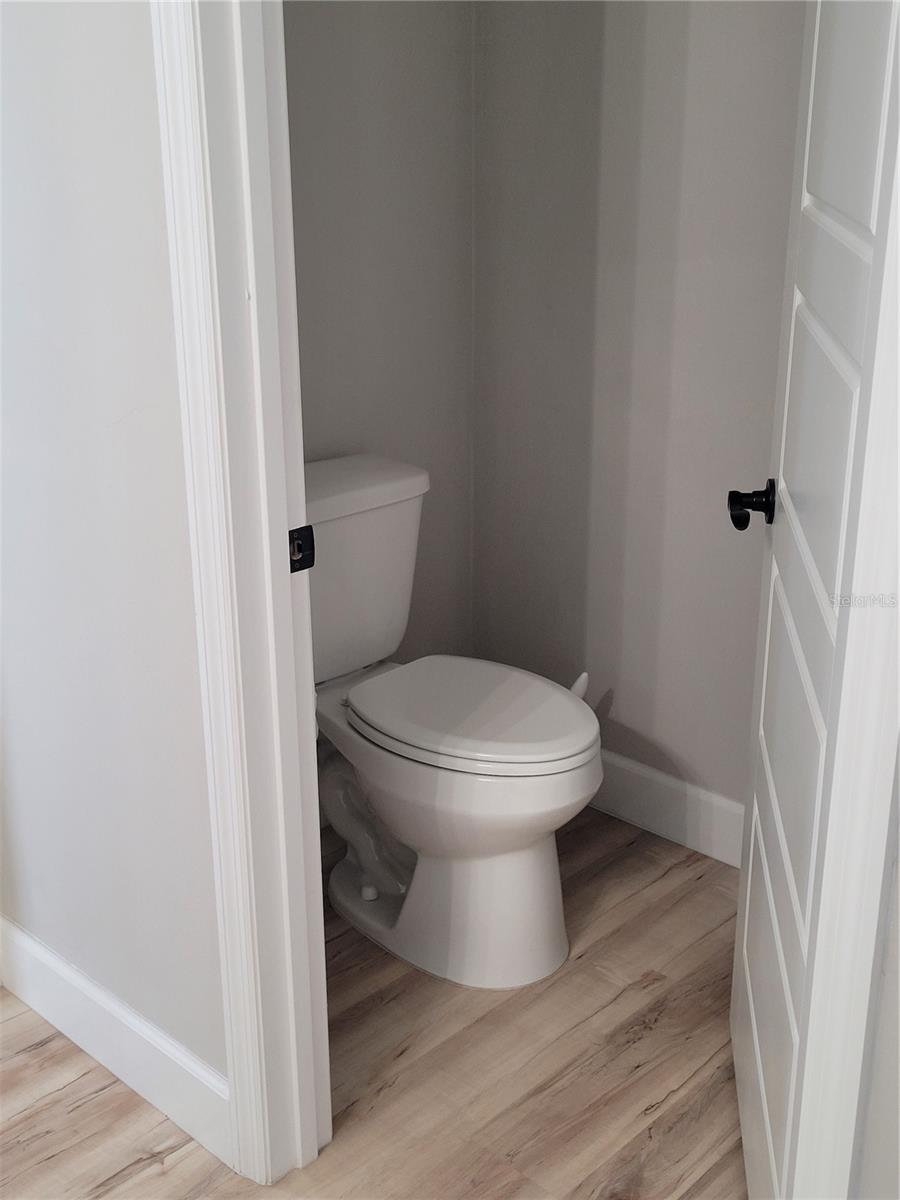 Image 38 of 76 For 21920 111th Avenue