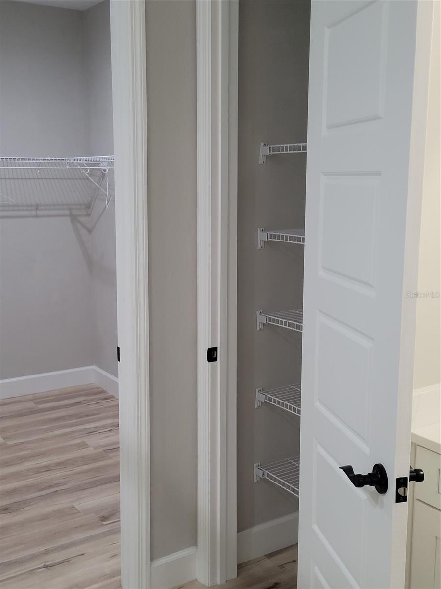 Image 40 of 76 For 21920 111th Avenue