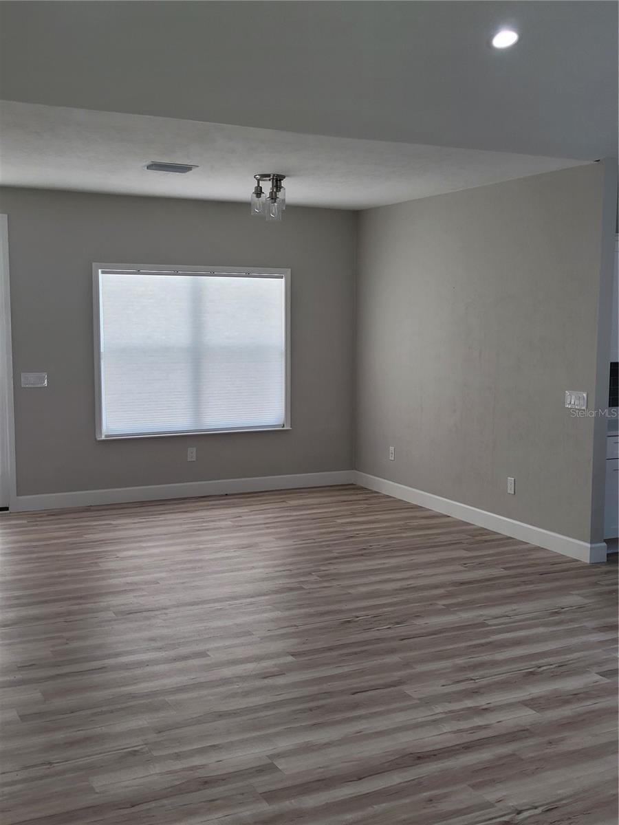 Image 50 of 76 For 21920 111th Avenue