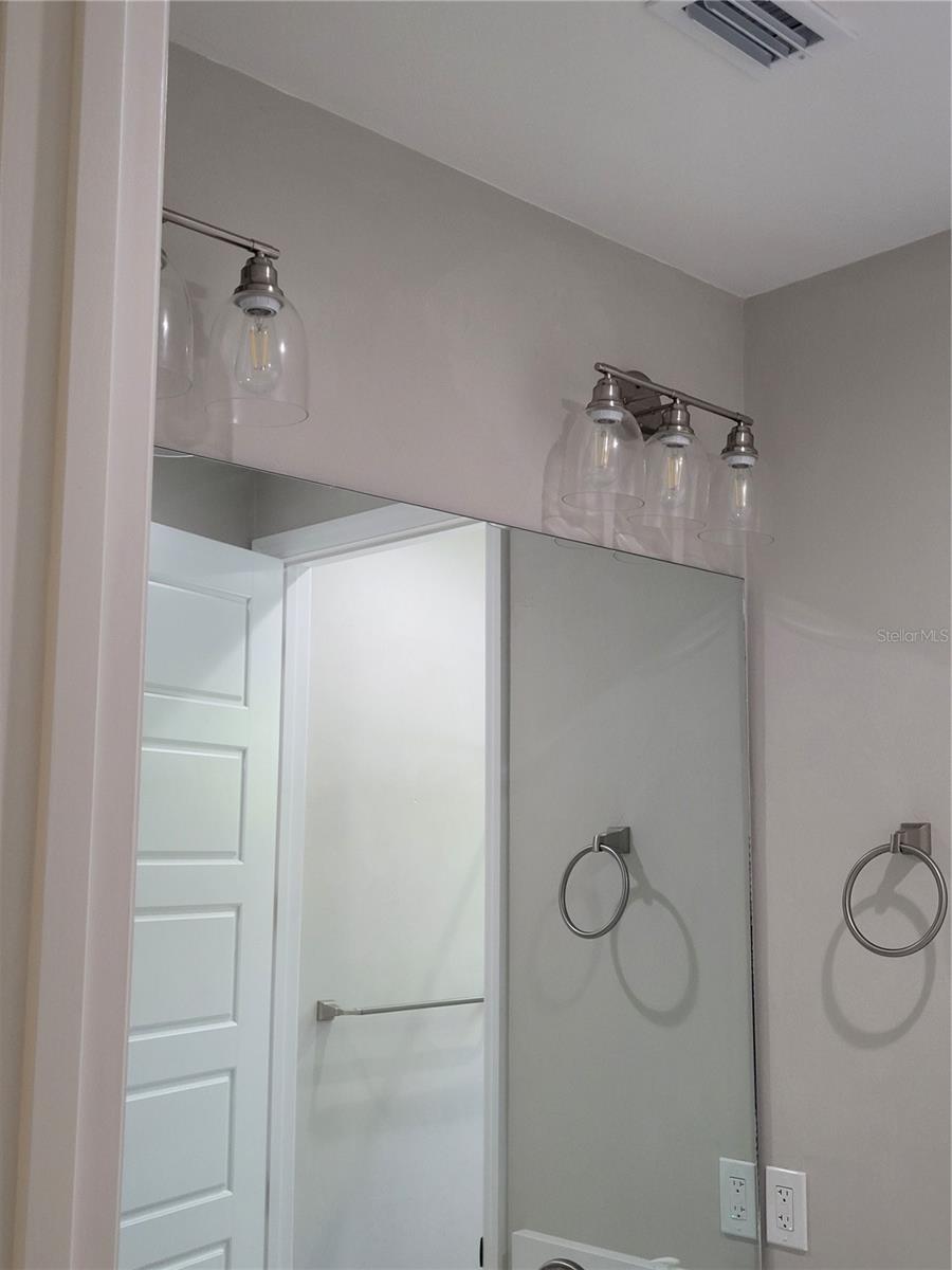 Image 66 of 76 For 21920 111th Avenue