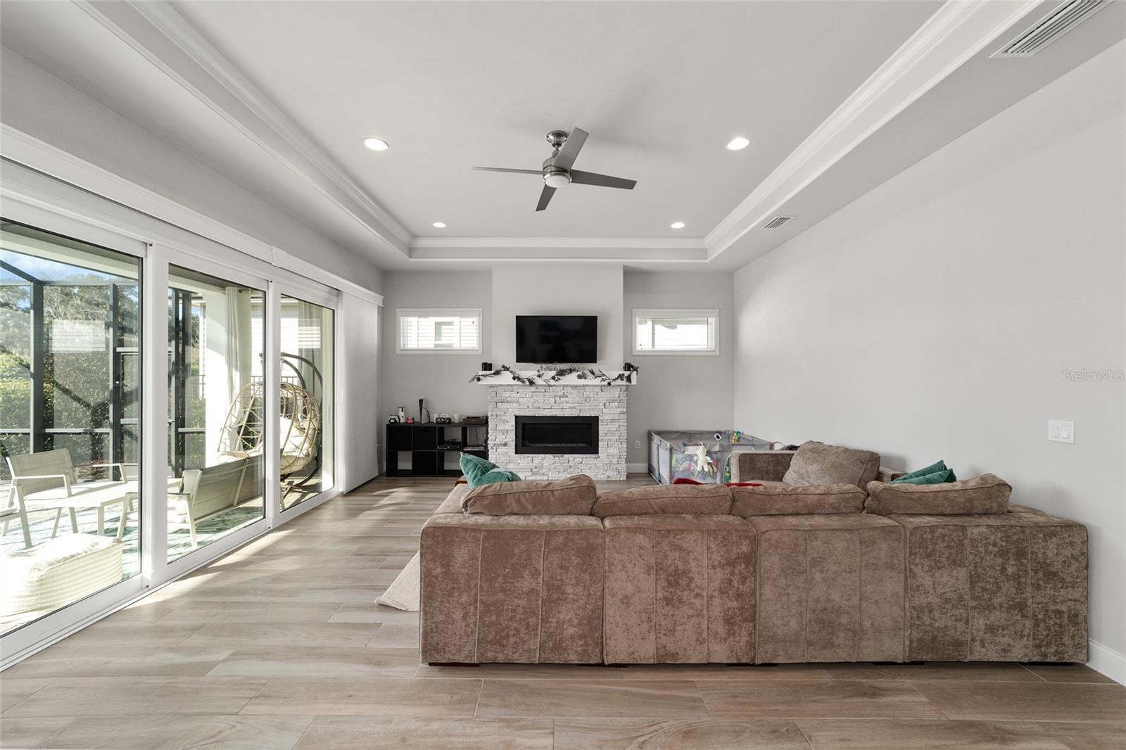 Image 19 of 68 For 11895 33rd Lane