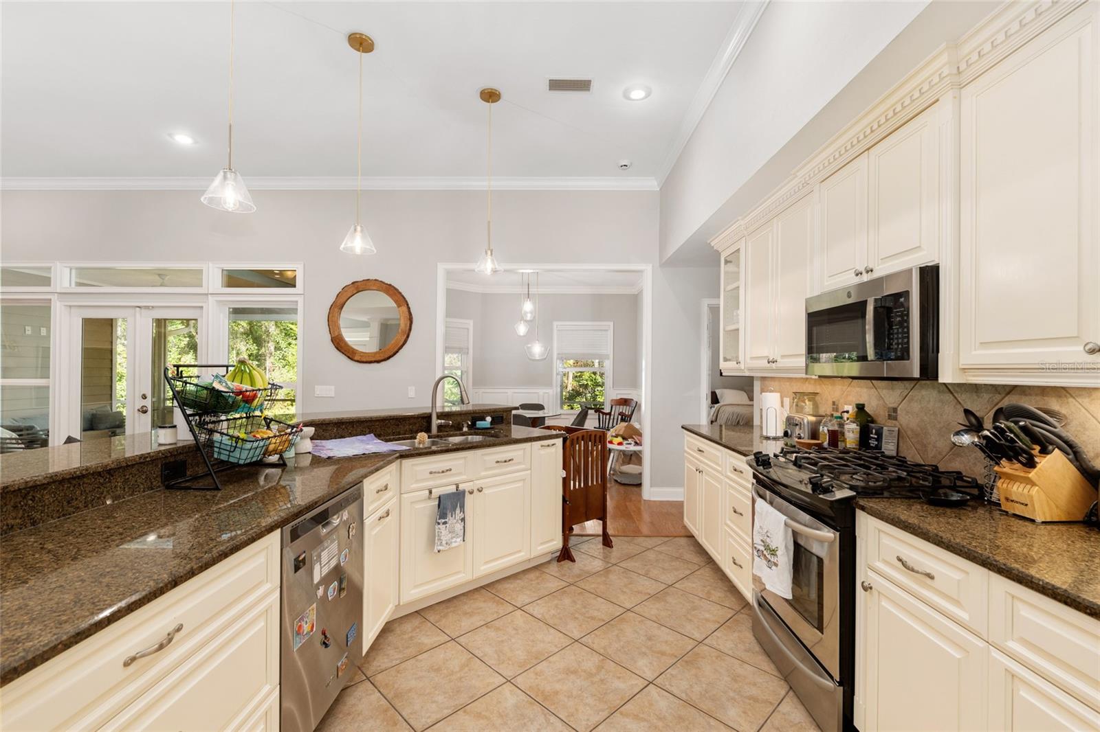 Image 21 of 62 For 3773 21st Drive