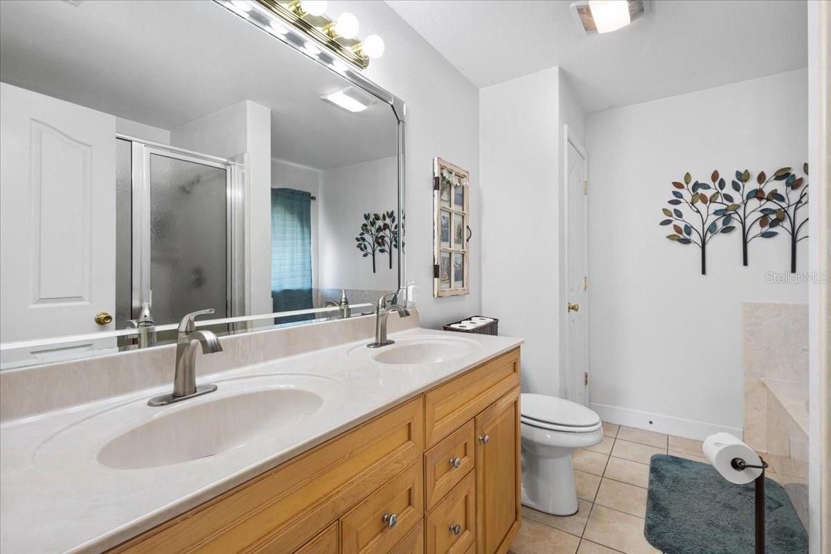 Image 16 of 37 For 5351 137th Lane