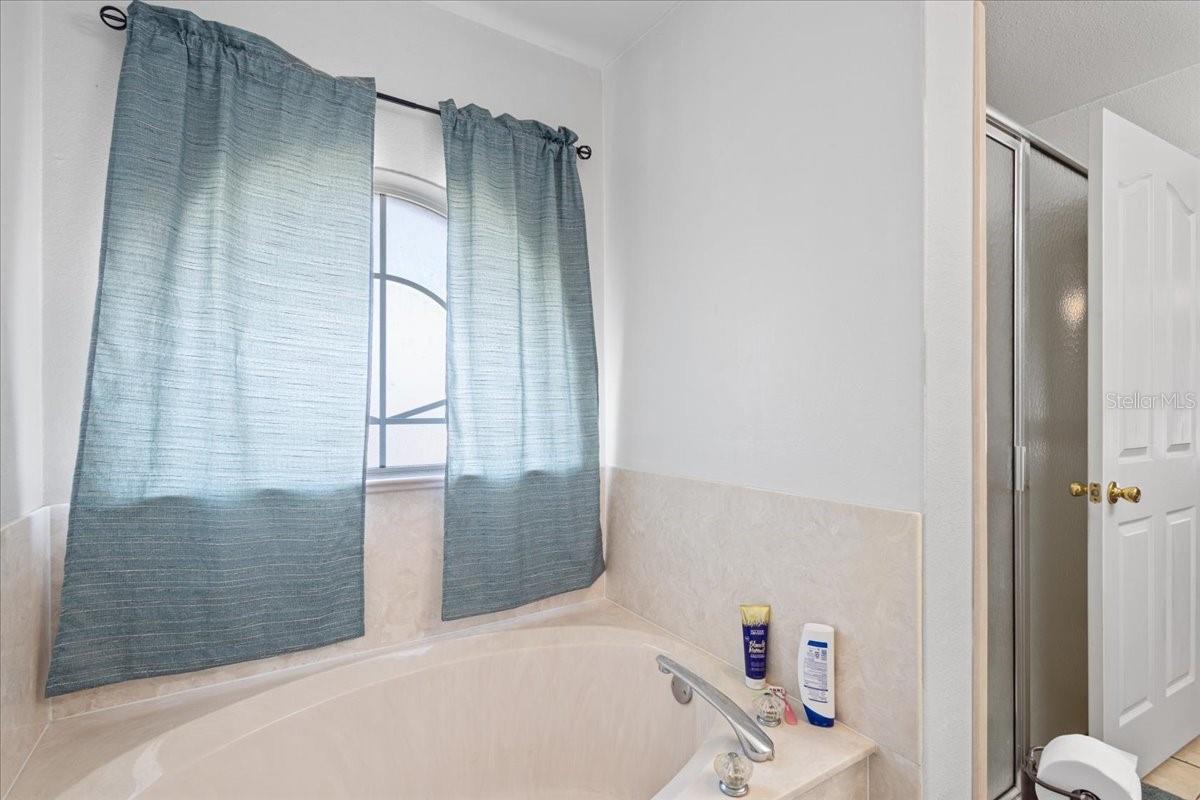 Image 17 of 37 For 5351 137th Lane