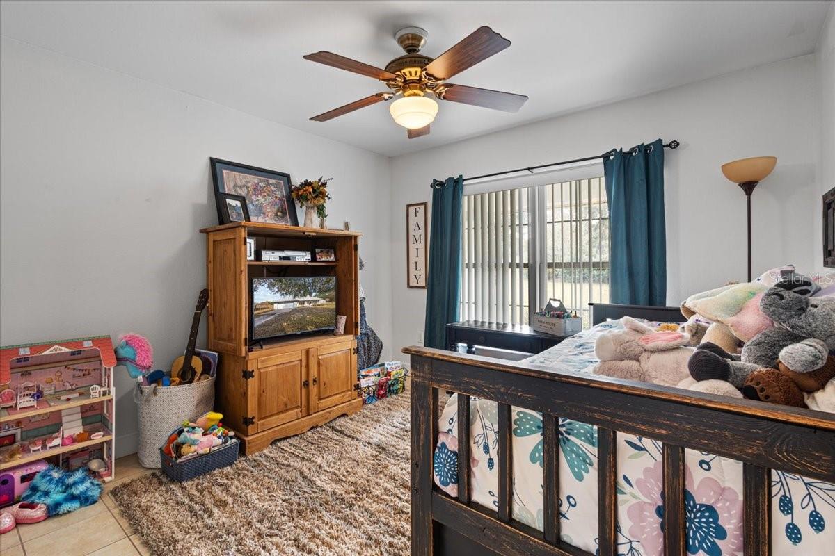 Image 21 of 37 For 5351 137th Lane