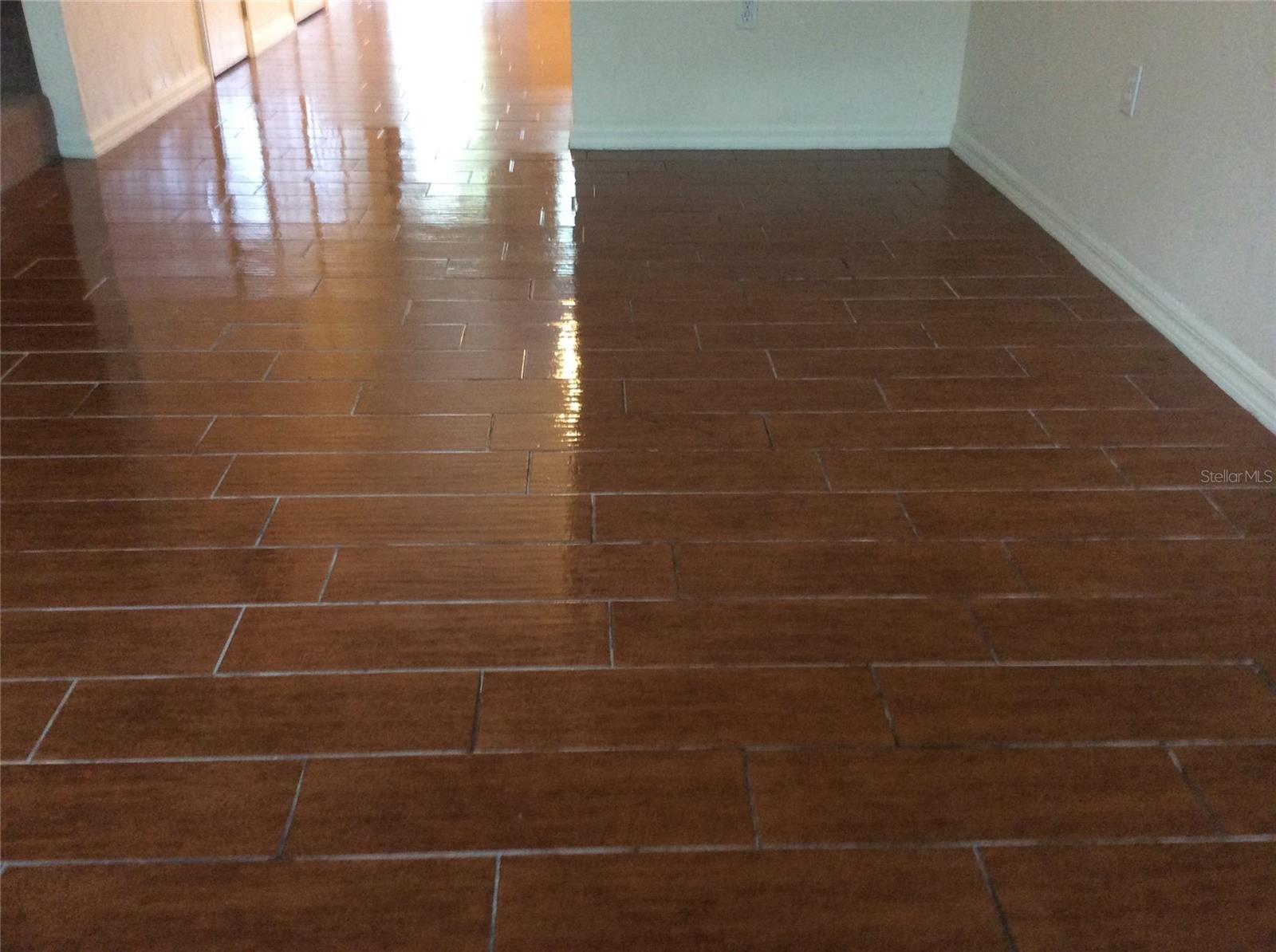 Image 13 of 16 For 4415 34th Street 607