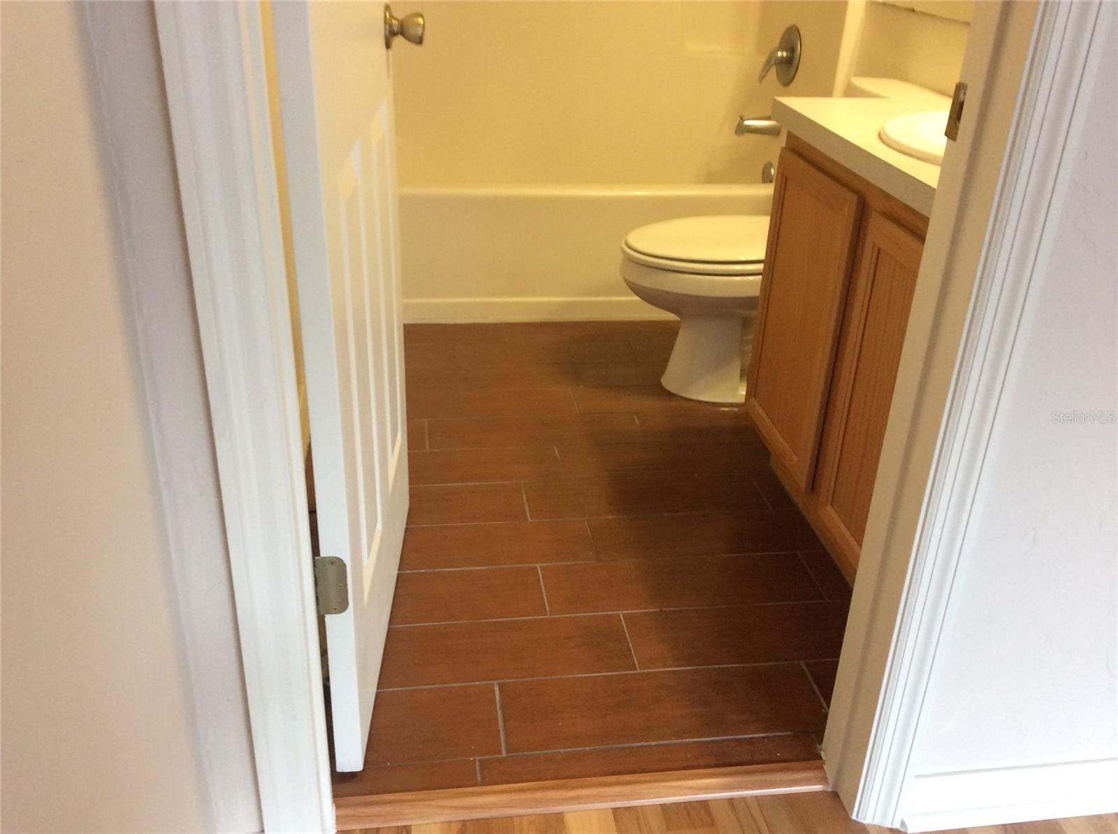 Image 8 of 16 For 4415 34th Street 607