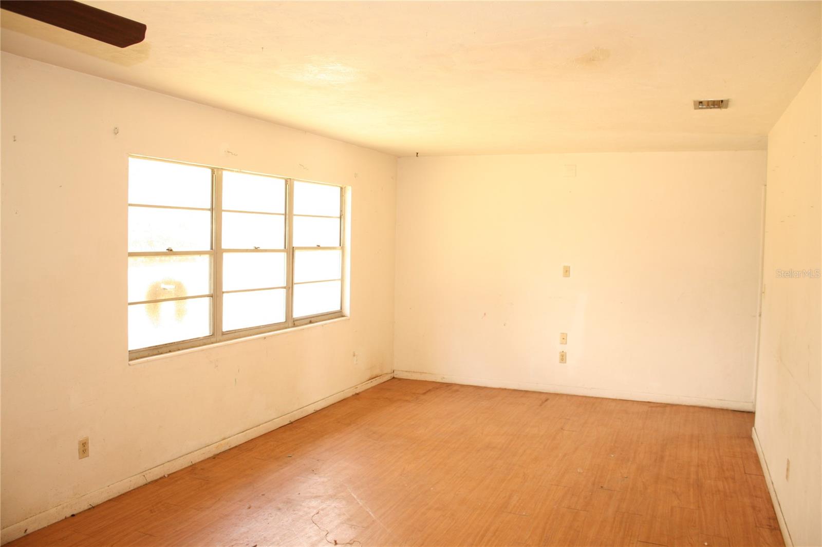 Image 13 of 20 For 516 127th Street