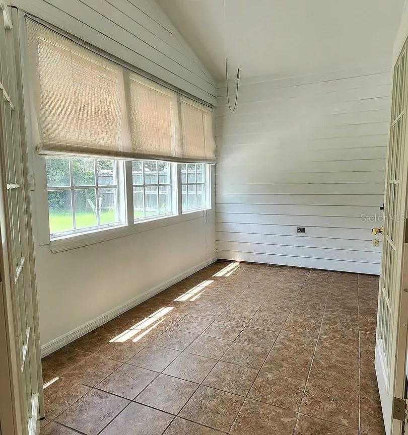 Image 12 of 40 For 2166 87th Terrace