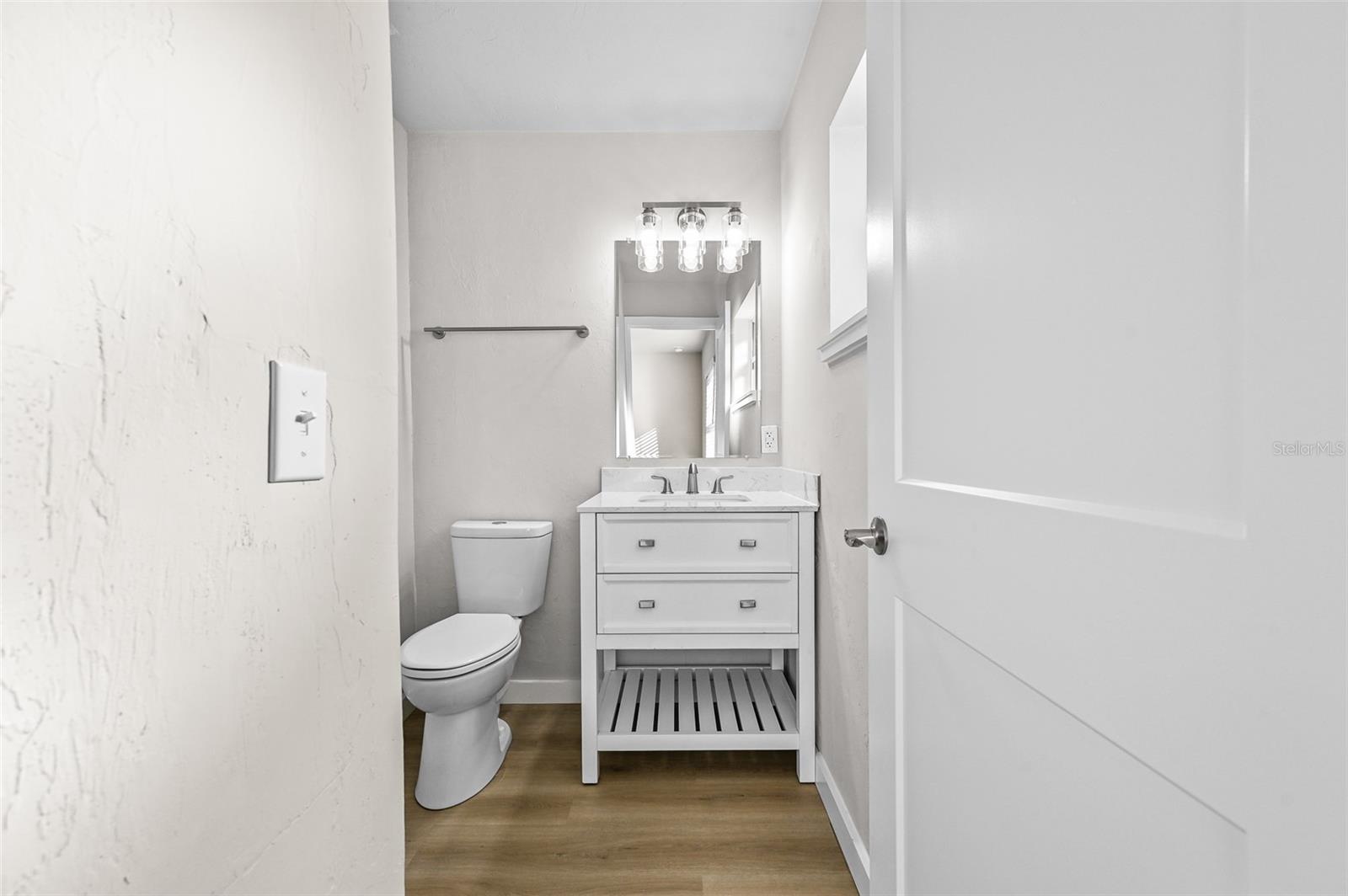 Image 14 of 27 For 1909 14th Avenue