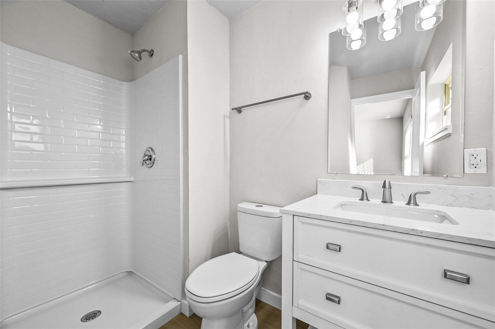 Image 15 of 27 For 1909 14th Avenue