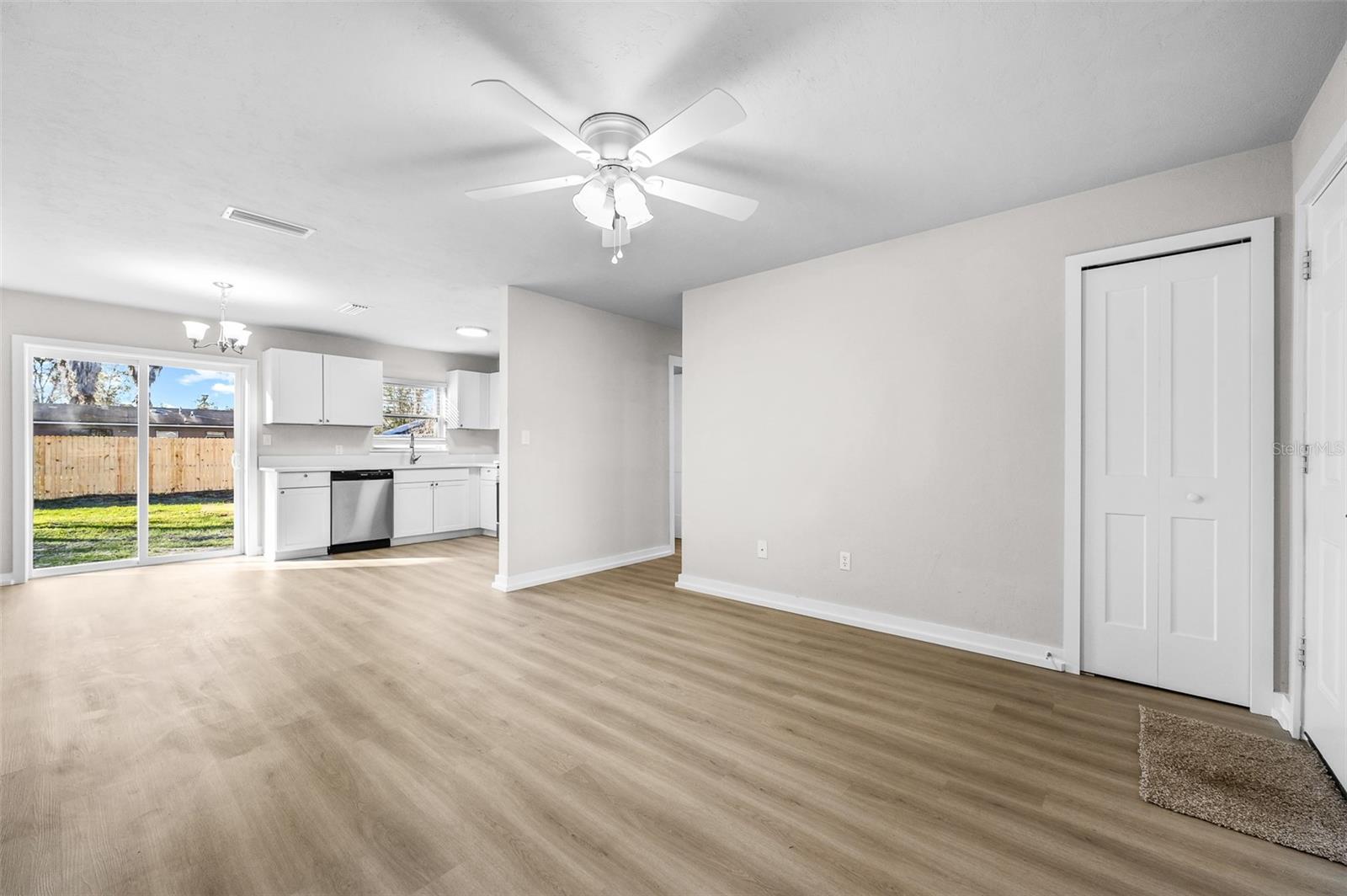 Image 7 of 27 For 1909 14th Avenue