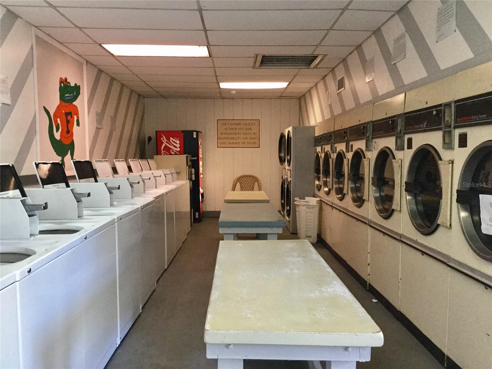 Image 13 of 18 For 2811 Archer Road Z244