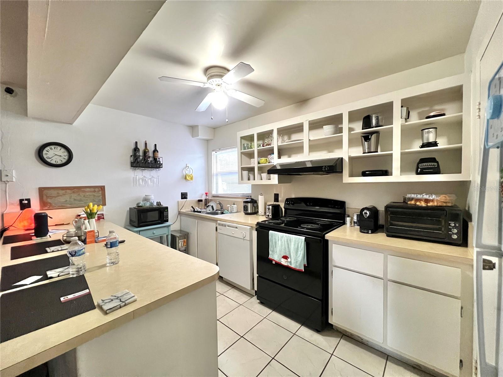 Image 7 of 18 For 2811 Archer Road Z244