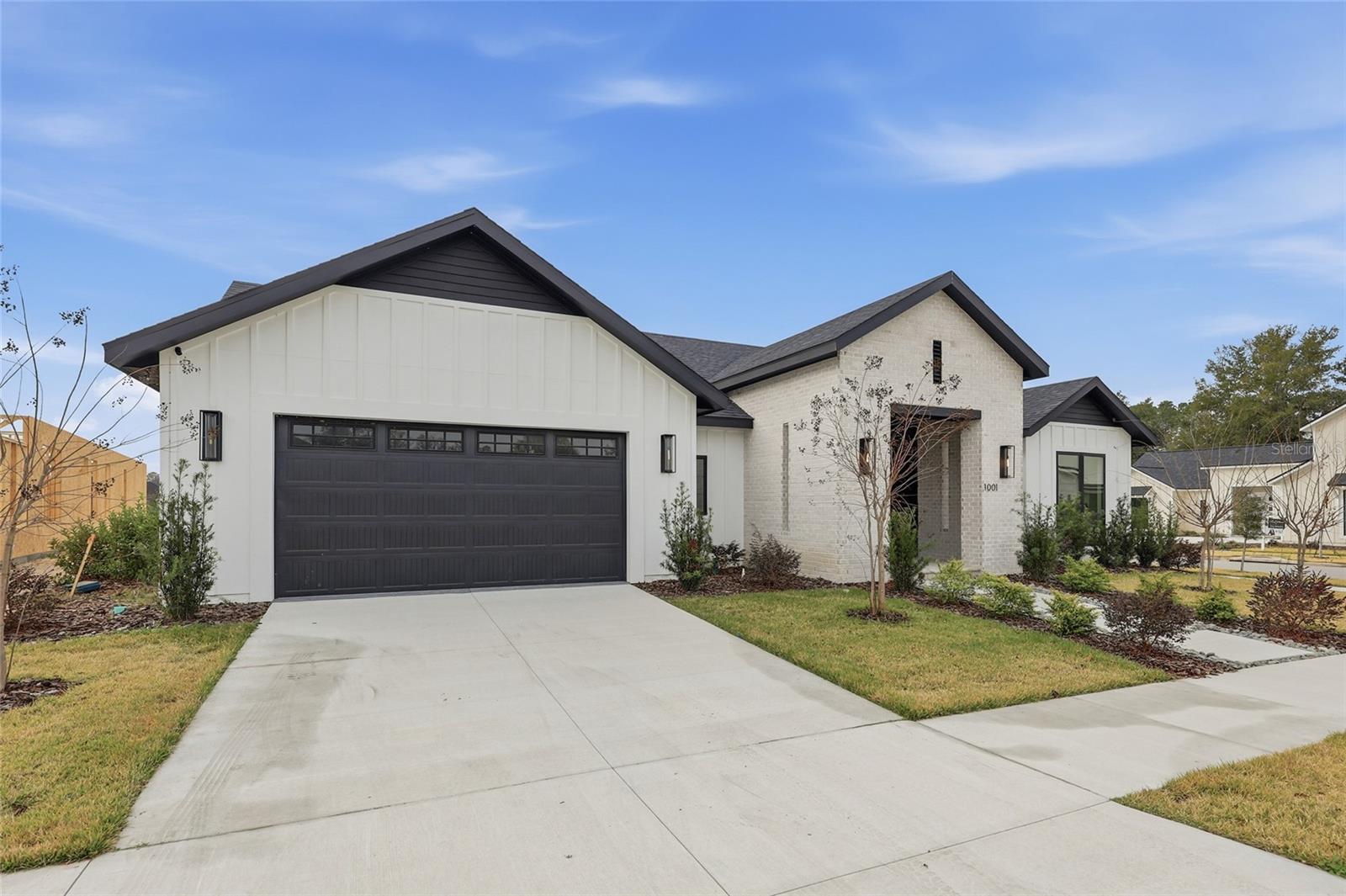 Image 3 of 41 For 1001 120th Drive