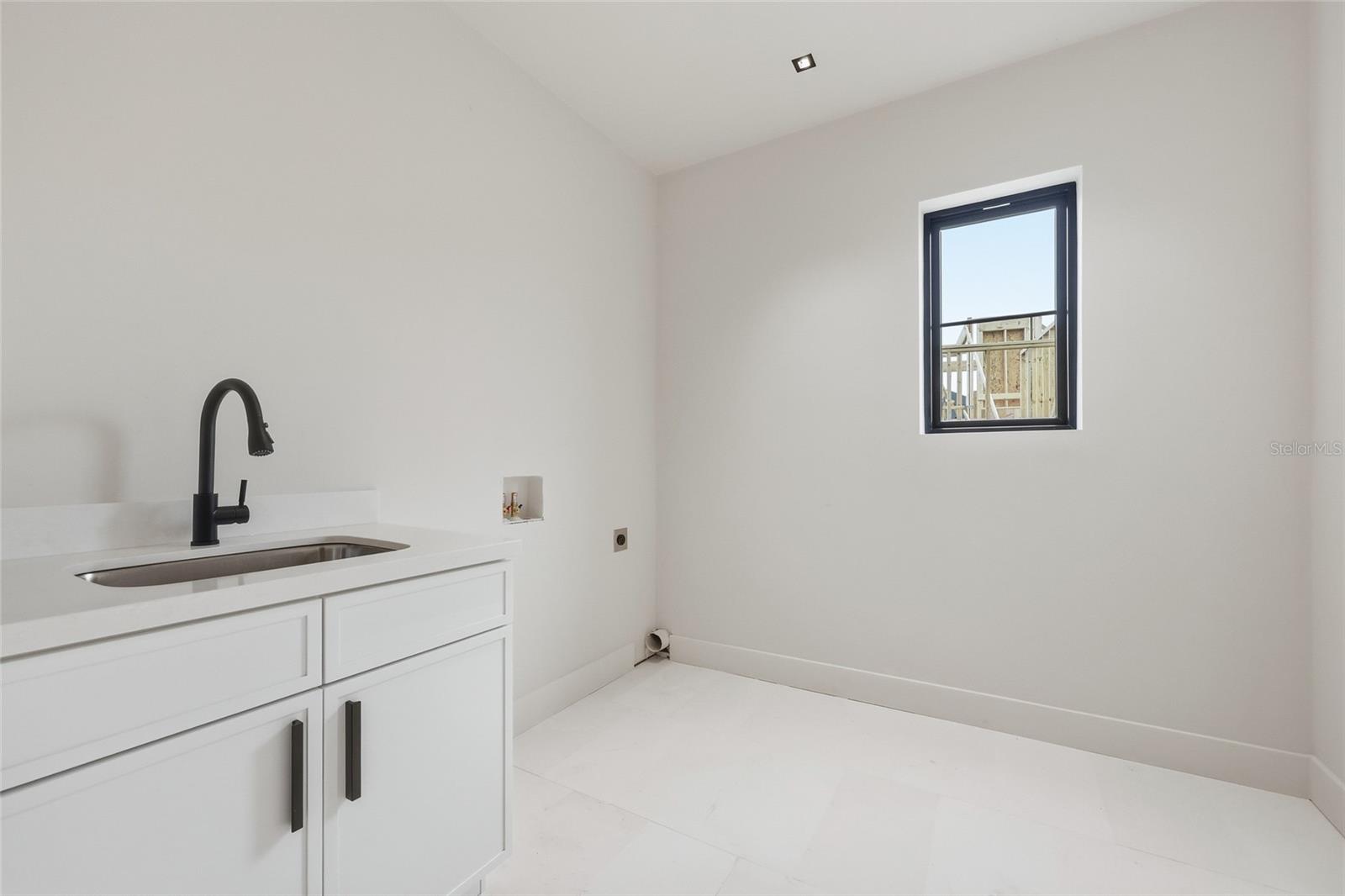 Image 32 of 41 For 1001 120th Drive