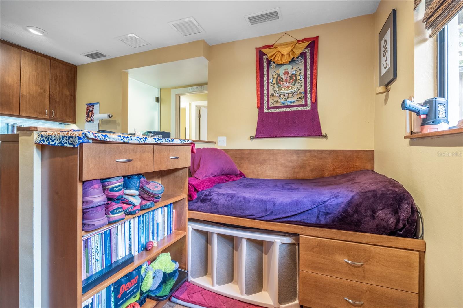 Image 21 of 44 For 1216 9th Avenue