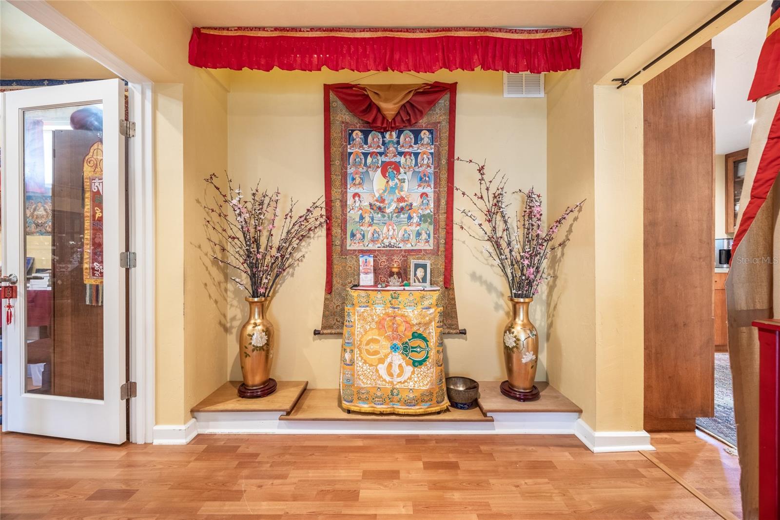 Image 30 of 44 For 1216 9th Avenue