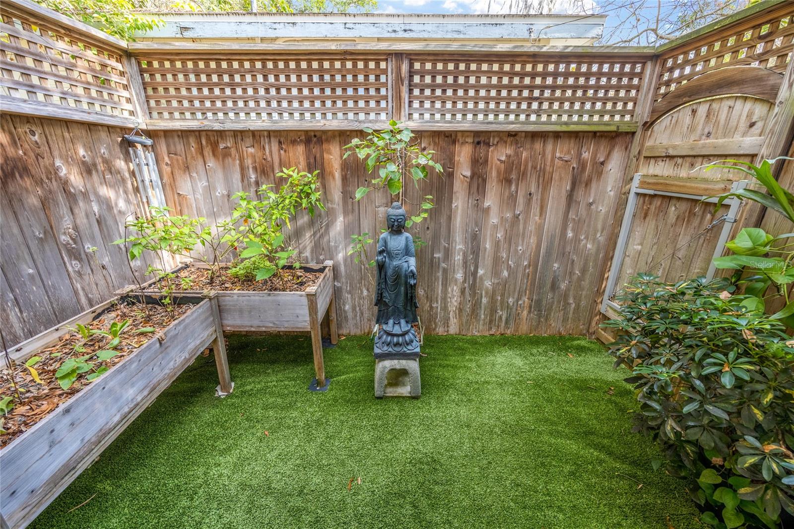 Image 40 of 44 For 1216 9th Avenue