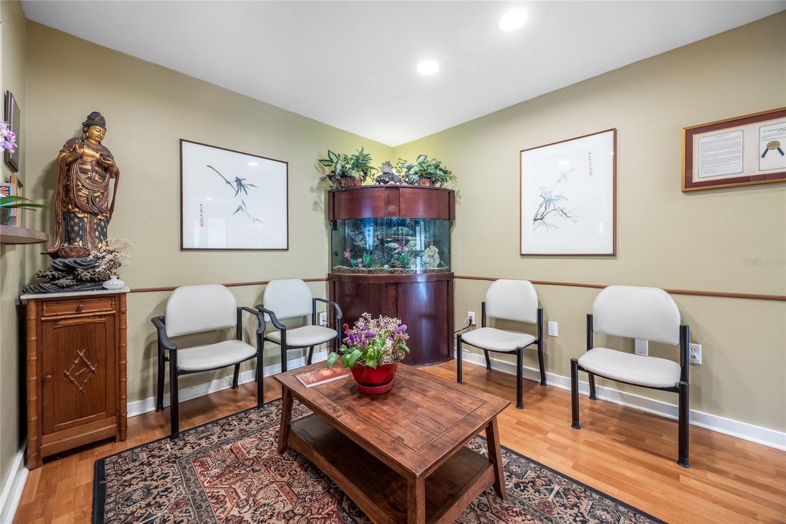 Image 8 of 44 For 1216 9th Avenue