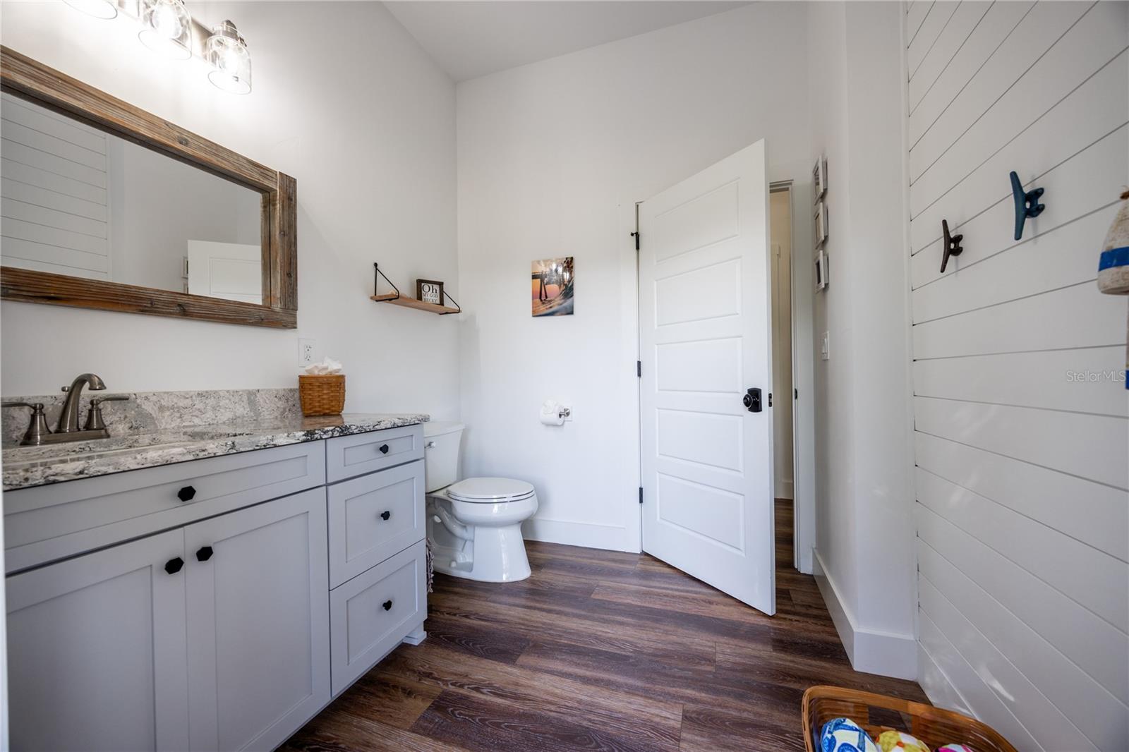 Image 36 of 80 For 26025 166th Avenue