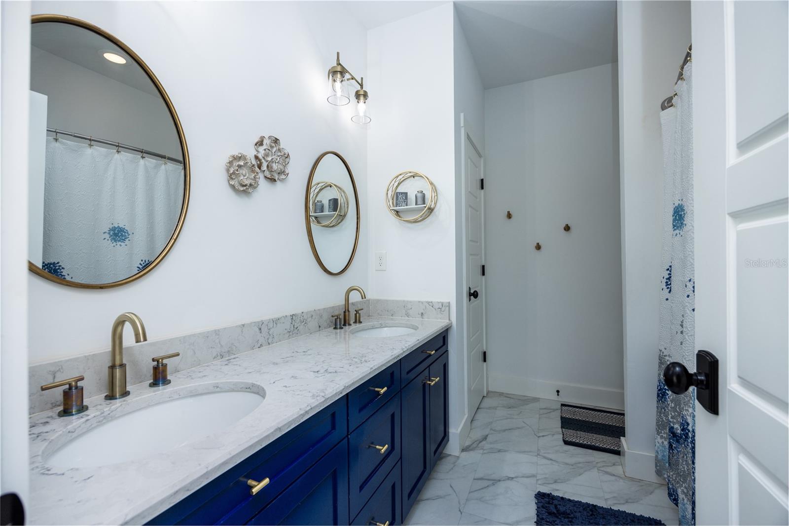 Image 55 of 80 For 26025 166th Avenue