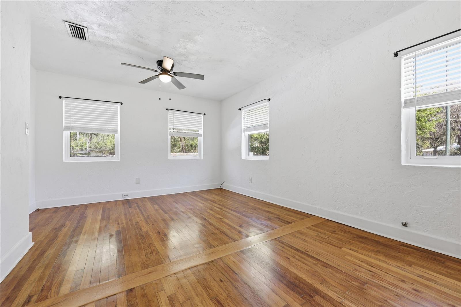 Image 15 of 39 For 1334 9th St, Street